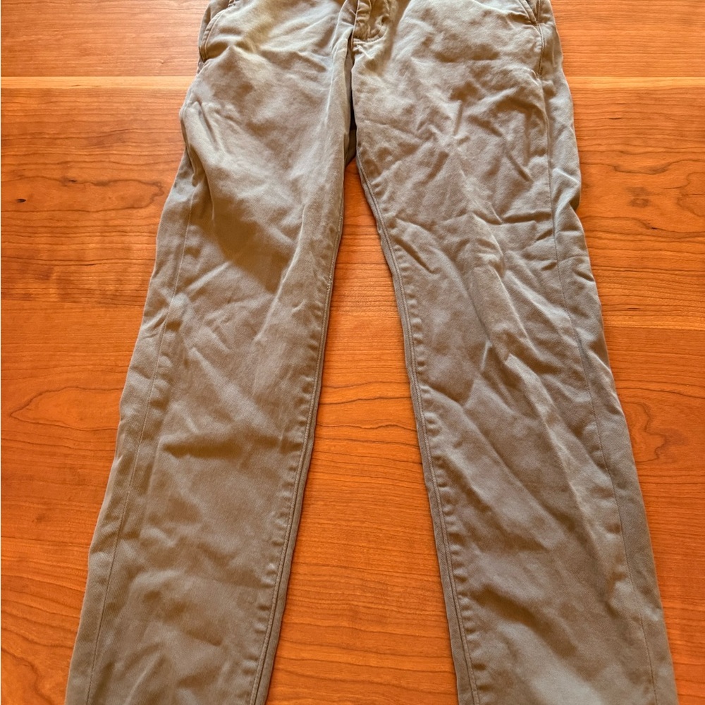 Ash and Erie Men's grey Chinos